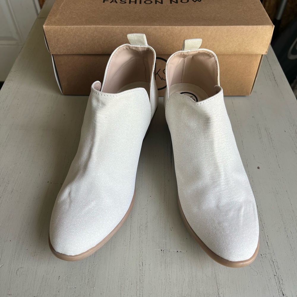 Women's Glitter White Ankle Boots